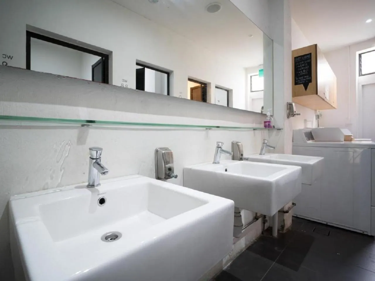 סינגפור Mori Hostel